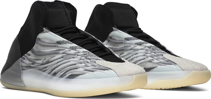 YEEZY BASKETBALL “ QUANTUM "