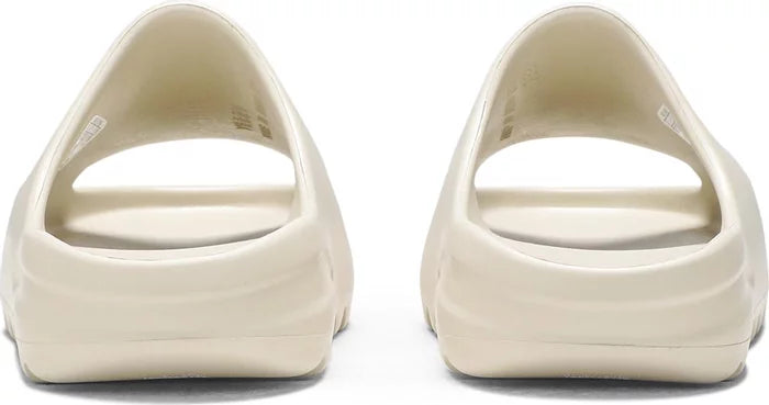 YEEZY SLIDES “ BONE " PS